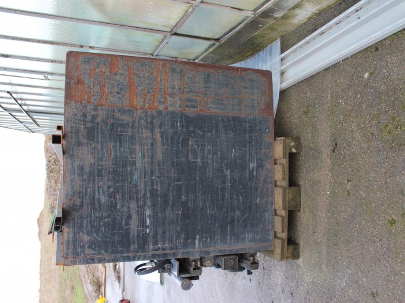Anbaugerät типа Linde Paletten / Kistenklammer, Gebrauchtmaschine в Essingen (Фотография 1)