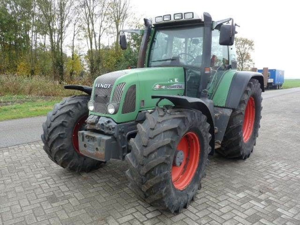 Traktor типа Fendt 714, Gebrauchtmaschine в Roosendaal (Фотография 2)