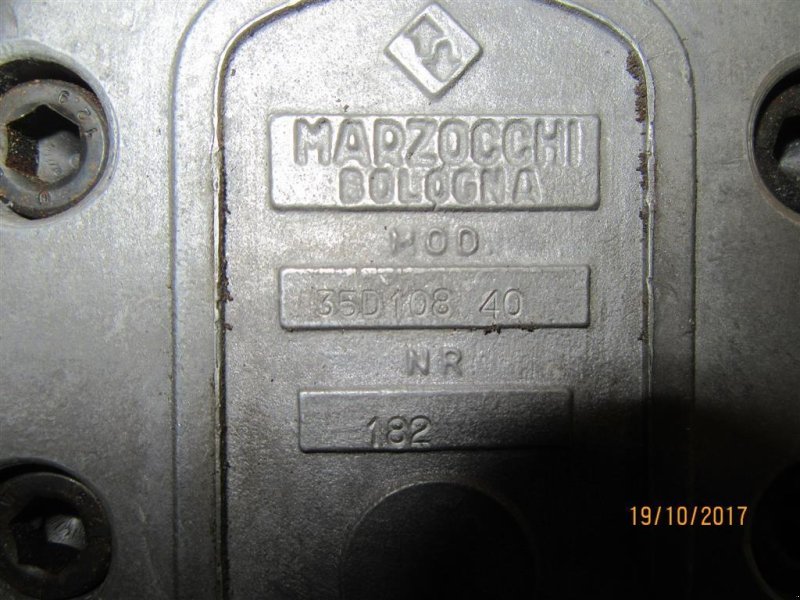 Sonstiges Traktorzubehör типа Sonstige Marzocchi Bologna Dobbelt pumpe, Gebrauchtmaschine в Høng (Фотография 1)
