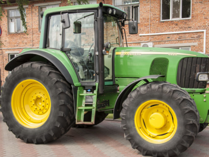Oldtimer-Traktor типа John Deere 6920, Neumaschine в Житомир (Фотография 1)