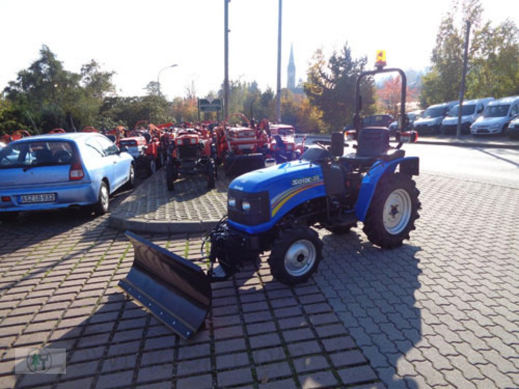 Traktor типа Solis Kleintraktor SOLIS 20 Traktor mit Allrad hydraulischem Schneeschild 1,20m neu (Aufpreis KFZ-Brief), Neumaschine в Schwarzenberg (Фотография 12)