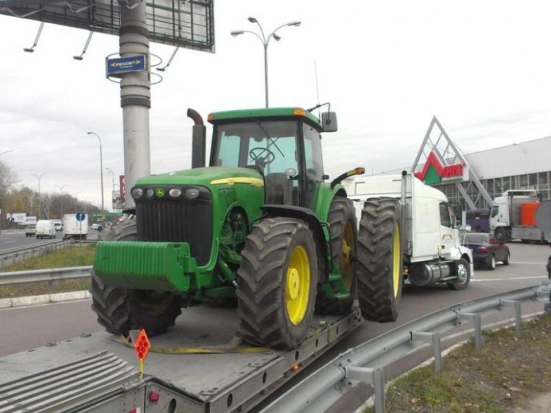 Oldtimer-Traktor типа John Deere 8520, Neumaschine в Київ