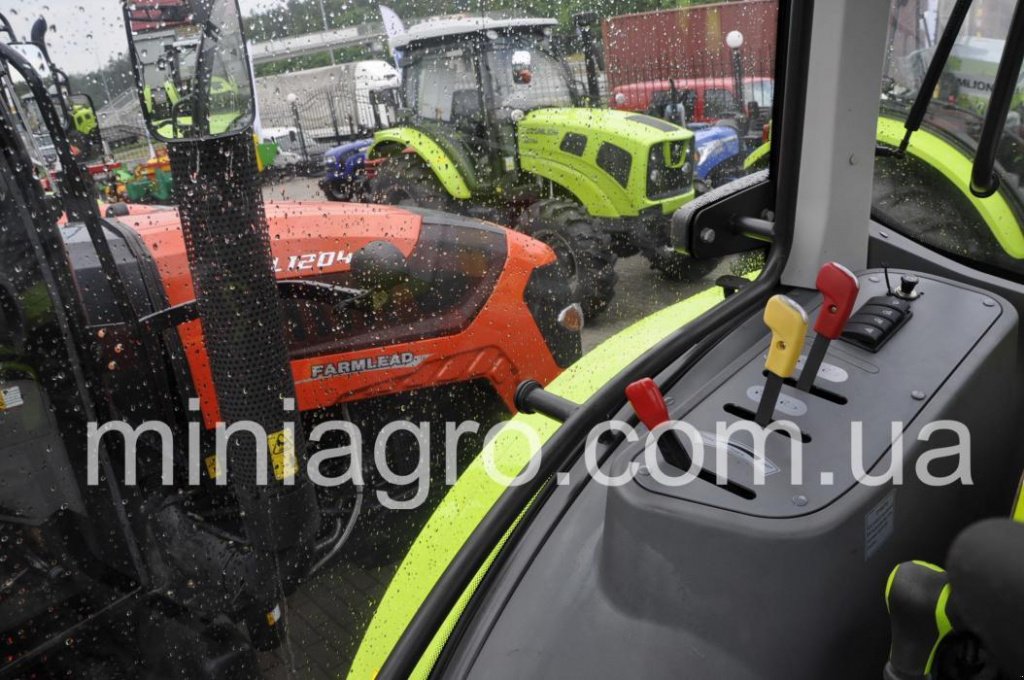 Oldtimer-Traktor типа Zoomlion RC1104 Cab, Neumaschine в Бузова (Фотография 4)